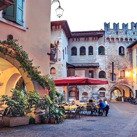 Appartamento Centro Storico Riva 2 - Happy Rentals Exterior photo